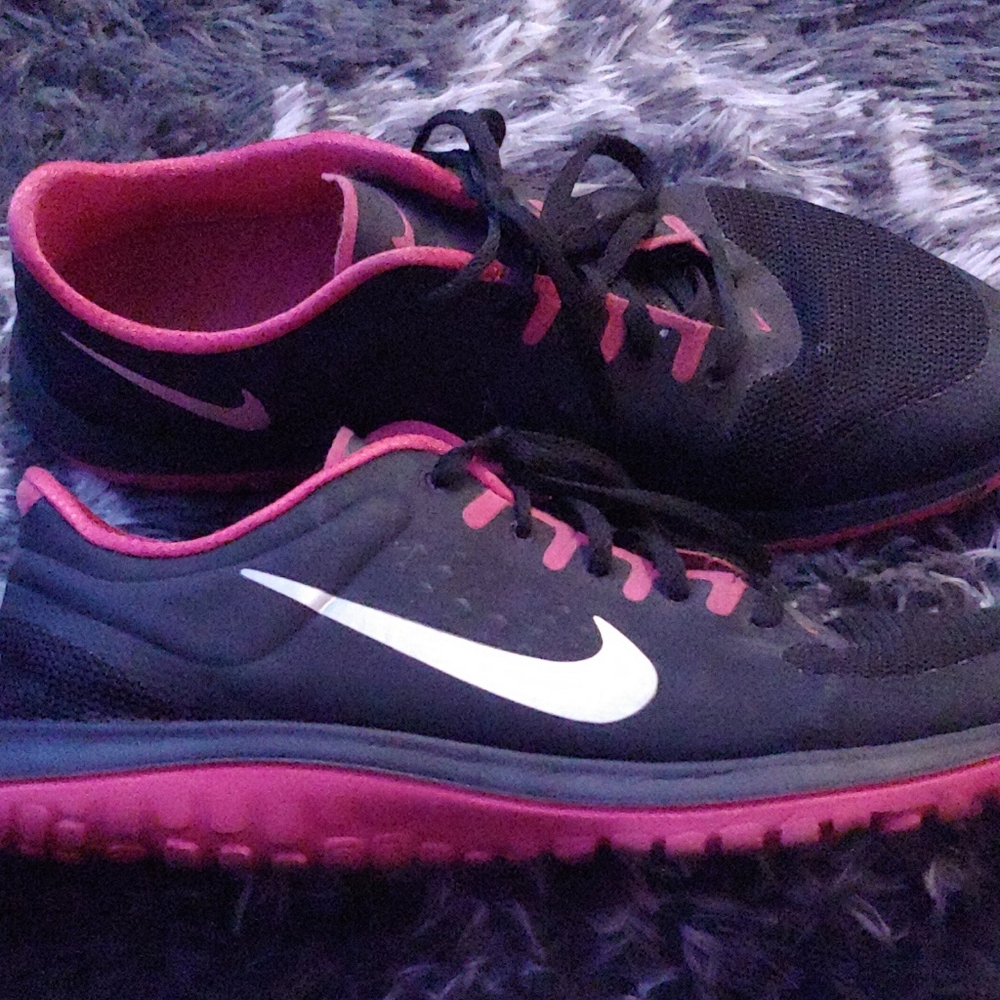 Women's Nike Gym Shoes
